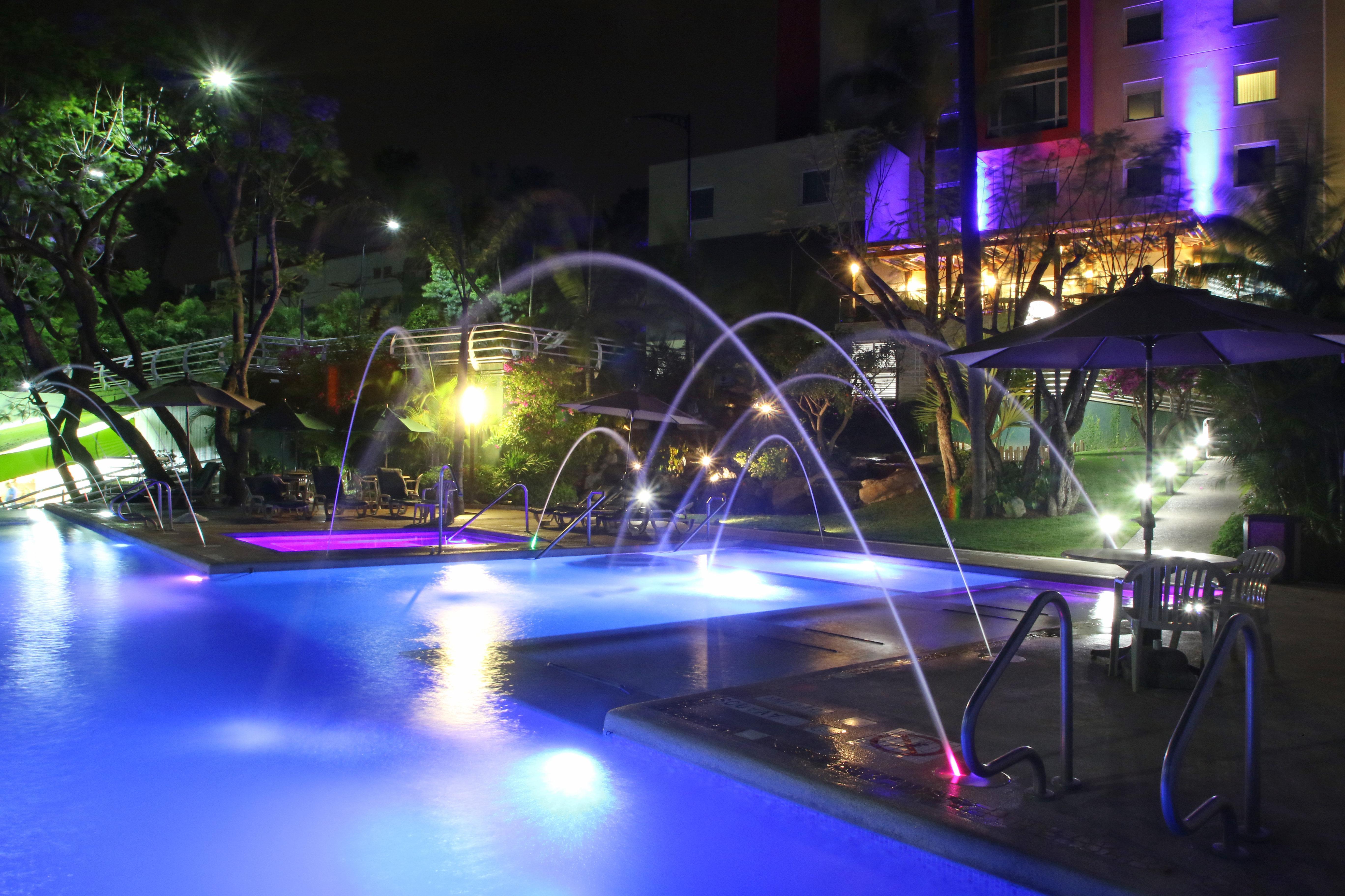 Holiday Inn Express & Suites Cuernavaca, An Ihg Hotel Exterior foto