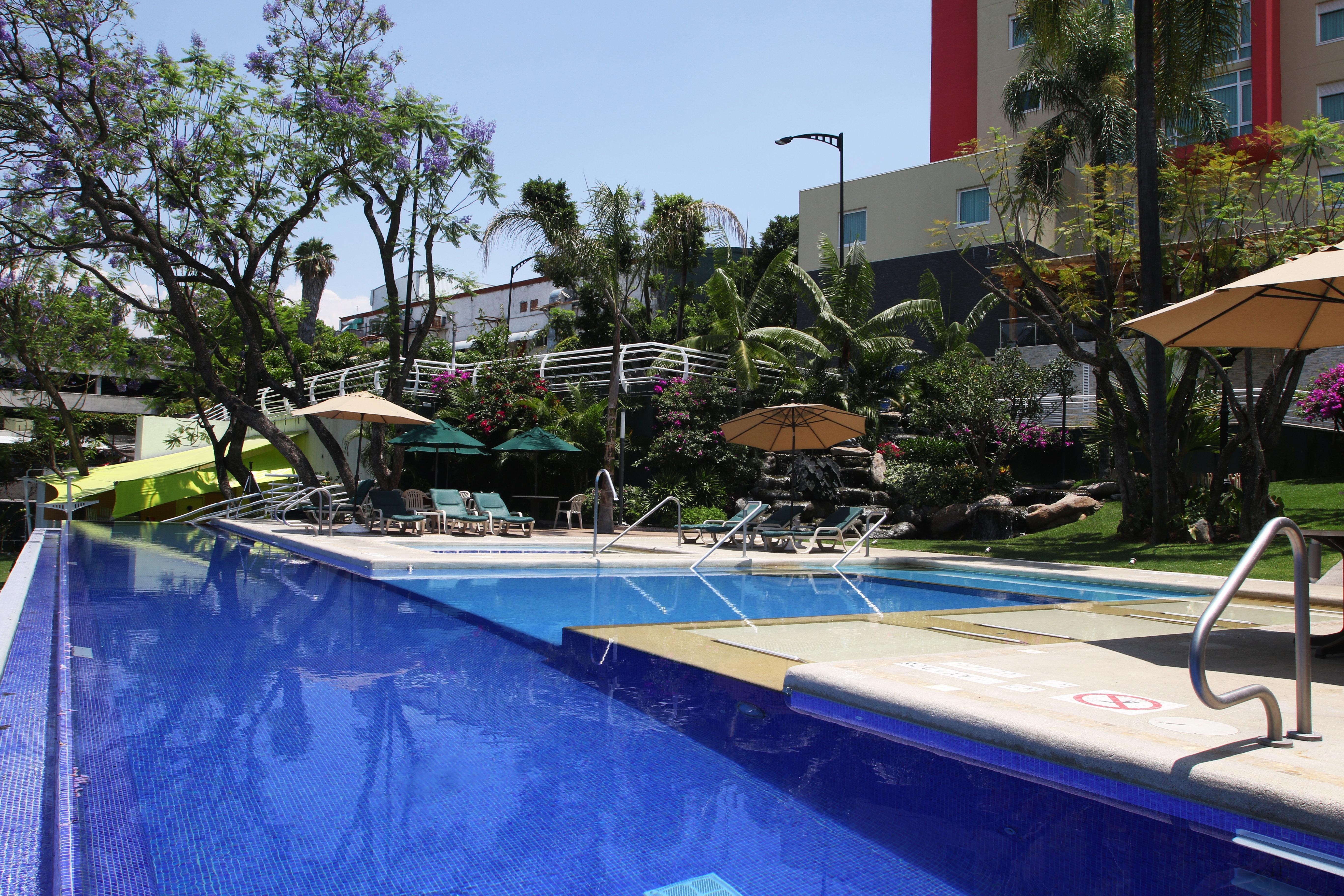 Holiday Inn Express & Suites Cuernavaca, An Ihg Hotel Exterior foto